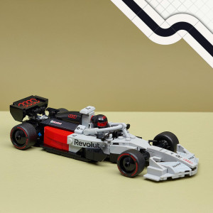 Pretekárske auto Audi Revolut F1® Team R26