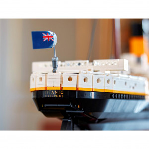 LEGO® Titanic