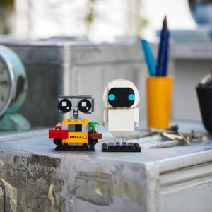 EVA a WALL•E