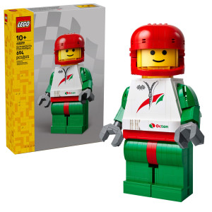 Zväčšená minifigúrka pretekára