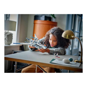 Povstalecká stíhačka U-wing