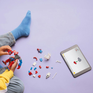 Spider-Man v robotickom obleku vs. Anti-Venom